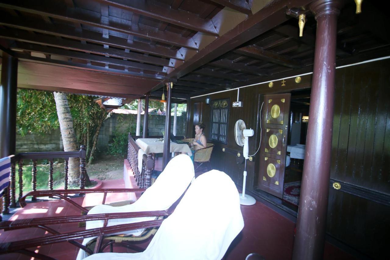 Varkala Marine Palace Exterior foto