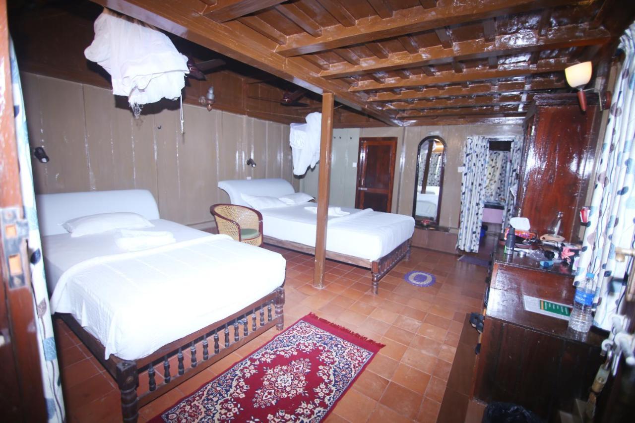 Varkala Marine Palace Exterior foto