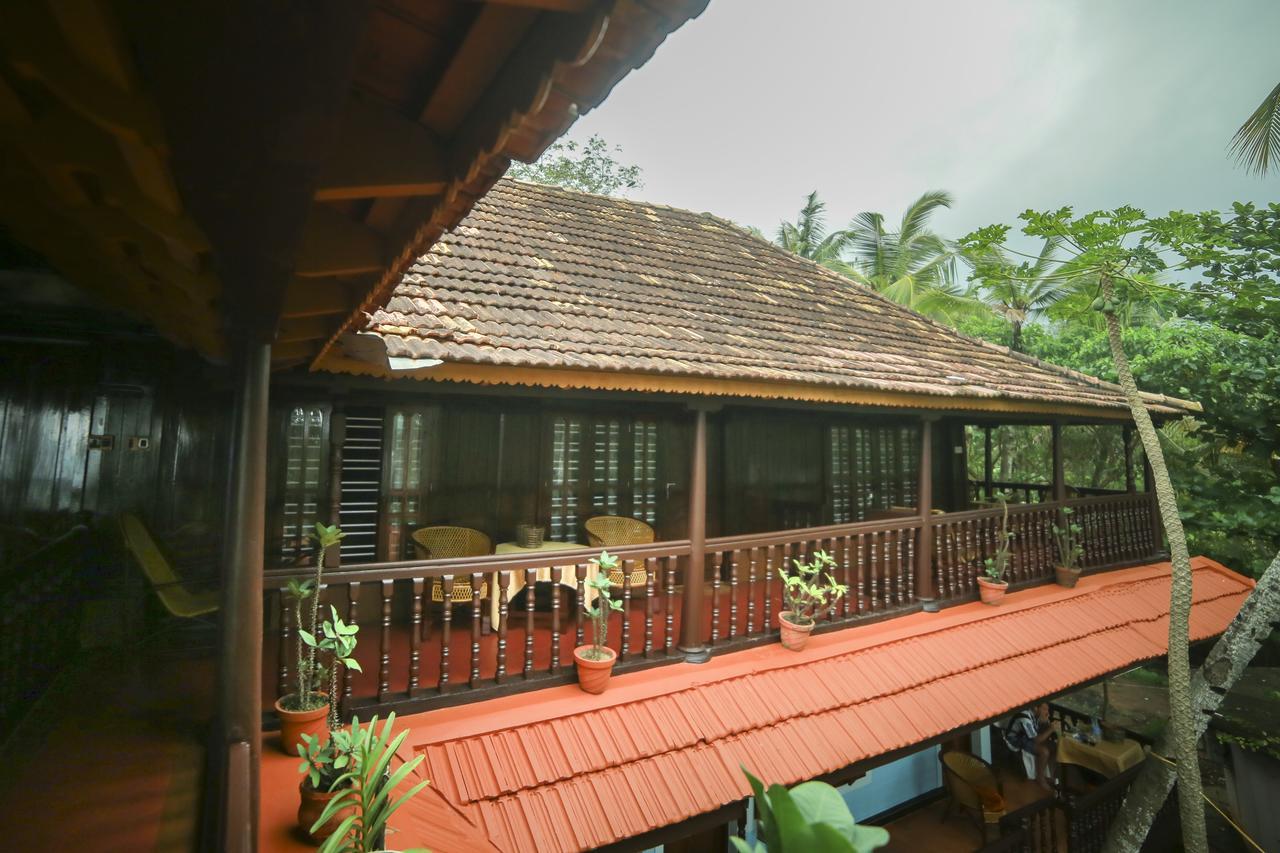 Varkala Marine Palace Exterior foto