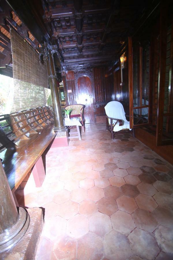 Varkala Marine Palace Exterior foto